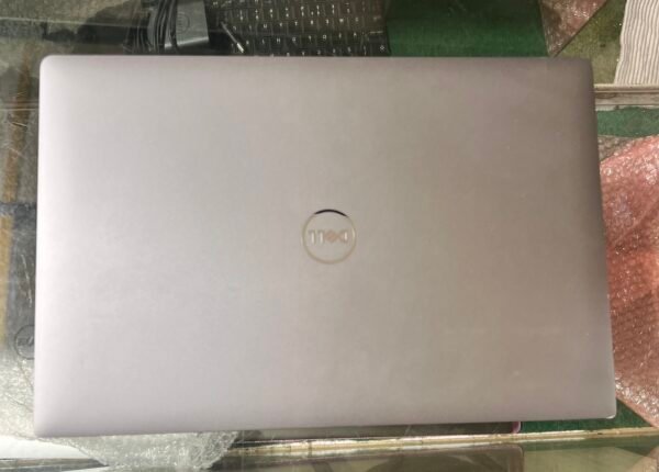 Dell Precision 5540 – 9th Gen Intel Core i7, 16GB RAM, 512GB SSD, 15.6" Display, 4GB Quadro T2000 Graphics - Image 4