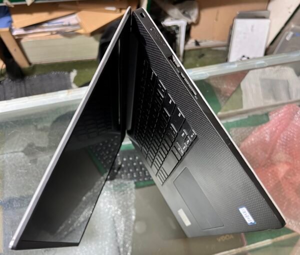 Dell Precision 5540 – 9th Gen Intel Core i7, 16GB RAM, 512GB SSD, 15.6" Display, 4GB Quadro T2000 Graphics - Image 3