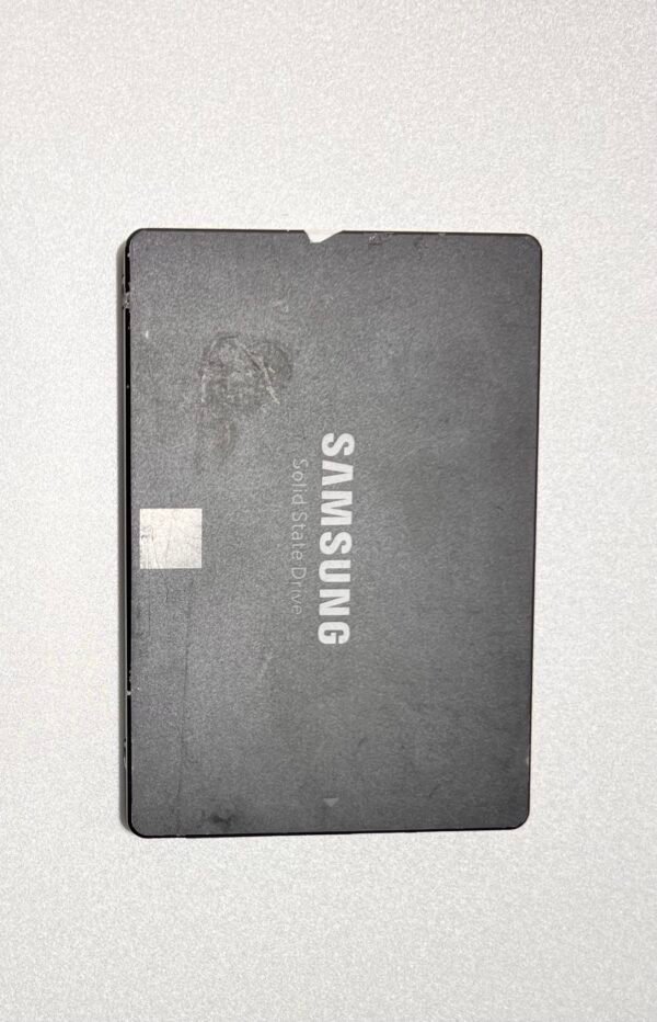 Samsung 860 EVO 250GB SATA SSD – 2.5" Solid State Drive (6Gb/s) - Image 2
